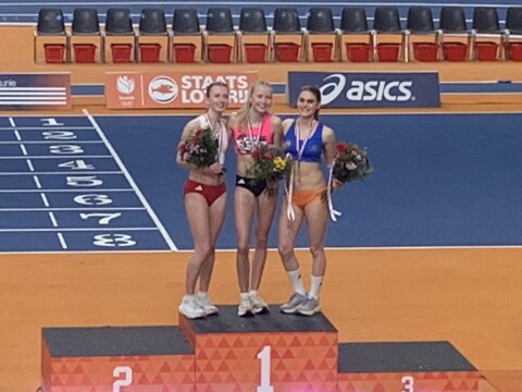 NK Indoor medailles voor Rosalie, Mikai, Babette, Britt en Felice
